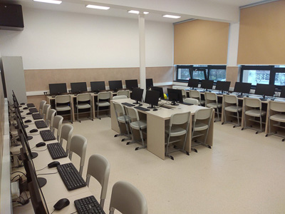 Laboratorul de informatică (2022)